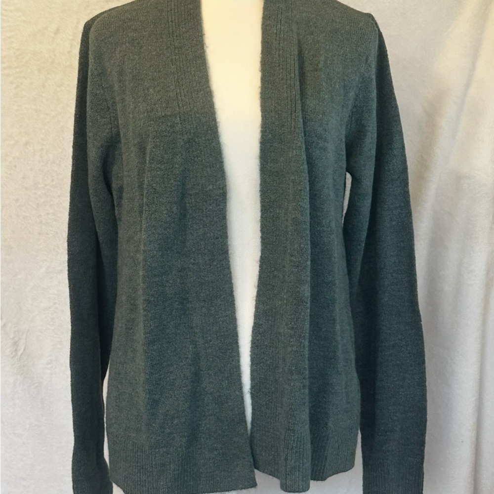 Women's Open Front Green Sweater Size Large NWT